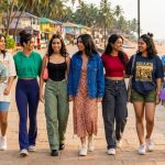 జెన్ Z ఫ్యాషన్ ట్రెండ్.. కాలేజ్, కెఫే ఎక్కడైనా సరిపోయే సూపర్ కూల్ డ్రెస్..