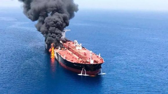 Oman Attack: ఒమన్ నౌక దాడిలో విషాదం.. మృతి చెందిన వారిలో ఏపీ వాసి..!