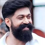 అభిమానిపై ‘రాకింగ్ స్టార్’ రియల్ ప్రేమా.. క్యాన్సర్ బాధితుడికి వీడియో కాల్ చేసిన యష్!