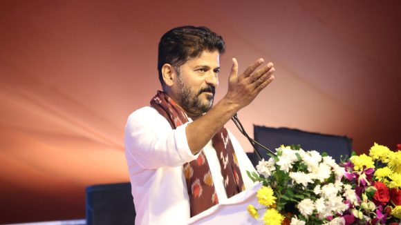 భరోసాతో నిండిన రైతు ఖాతా! కేసీఆర్‌ కుటుంబ రాజకీయం పై ఊచకోత!