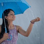 వర్షాకాలానికి ముందు ఈ జాగ్రత్తలు తీసుకోండి.. చర్మం, జుట్టు మెరిసిపోవడం ఖాయం!