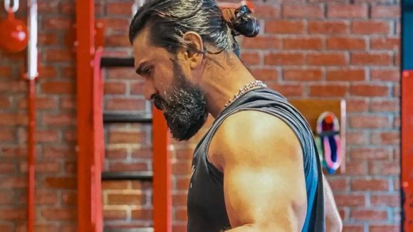 ‘నాన్న చిరంజీవి నుంచి నేర్చుకున్న గొప్ప పాఠం అదే’.. రామ్ చరణ్ ఎమోషనల్..