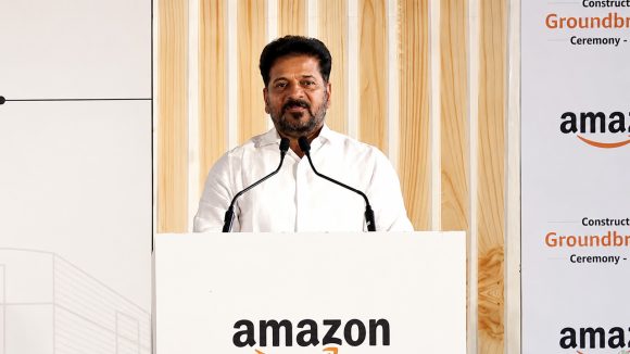 ఫ్యూచర్‌ సిటీలో అమెజాన్‌ డేటా సెంటర్‌..  సీఎం రేవంత్ రెడ్డి భూమి పూజ