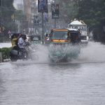 బంగాళాఖాతంలో వాయుగుండం.. తెలుగు రాష్ట్రాల్లో వర్షాల జోరు, ఆ జిల్లాలకు బిగ్ అలర్ట్