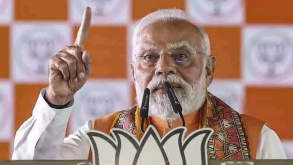 ఎంత ప‌ని చేశావు మోడీ స‌ర్‌! ఓటు హ‌క్కు కోసం జ‌నం బిక్కు బిక్కు..!