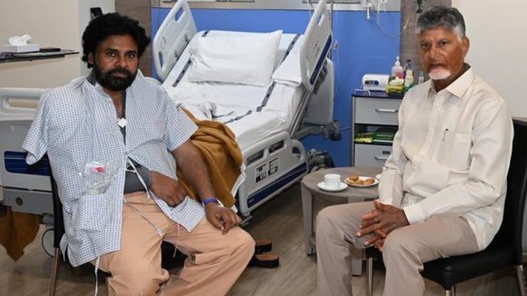 ముంబైలో పవన్ కళ్యాణ్‌ను పరామర్శించిన సీఎం చంద్రబాబు.. ఆరోగ్యం ఎలా ఉందంటే?