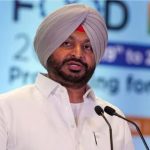 కేంద్ర మంత్రి రాజీనామా.. కారణం ఇదే!