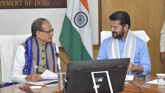 శివరాజ్ సింగ్‌తో సీఎం రేవంత్ భేటీ.. ఇందిరమ్మ ఇండ్లు, ఉపాధి హామీపై కీలక చర్చ!