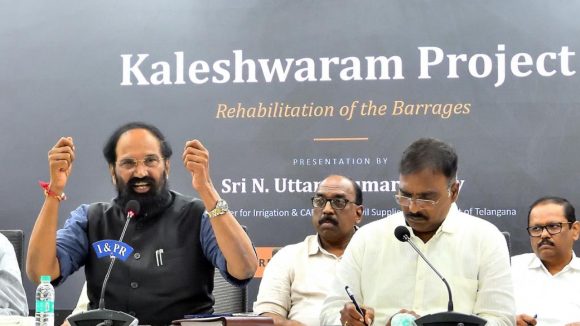 మేడిగడ్డలో నీళ్లు నిలిపితే భద్రాచలం గల్లంతే! మంత్రి ఉత్తమ్ సంచలన ప్రకటన