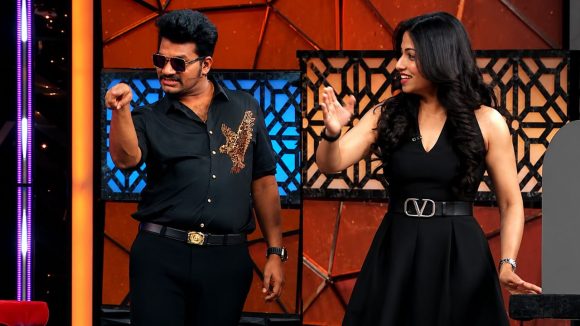 అవినాష్ దెబ్బకు నవ్యస్వామి షాక్!