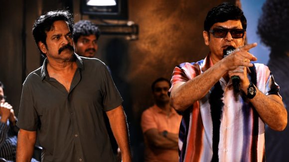 నరేష్ మాటలకు స్టేజ్ దిగి వెళ్లిపోయిన బ్రహ్మాజీ.. అంత మాట అనేశాడు ఏంటి?