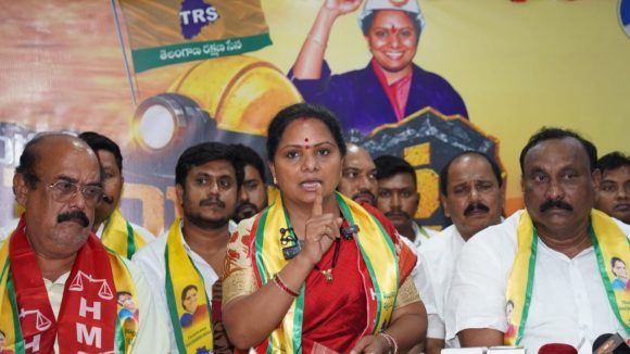 బీఆరెస్‌ను తుత్తునియలు చేసే క‌విత ప‌ది అస్త్రాలు..! అవినీతి బండారం, పార్టీ నిజ స్వ‌రూపంపై సంచల‌నం..!