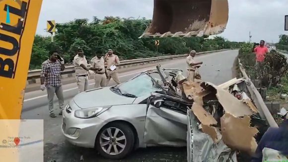 నల్గొండలో ఘోర రోడ్డు ప్రమాదం.. బస్సు, కారు ఢీ.. ఒకే కుటుంబంలో నలుగురు మృతి!