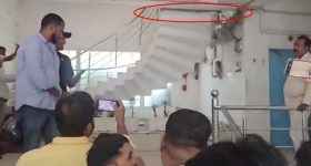 టెహ్రాన్‌లో అలీ ఖమేనీ అంత్యక్రియలు..  ముగ్గురు కొడుకులు హాజరు, ఇరాన్ సుప్రీం మొజ్తబా ఎక్కడ?