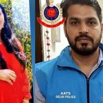 ఢిల్లీలో అర్ధరాత్రి దారుణం.. భార్యను నడిరోడ్డుపై కాల్చి చంపిన పోలీస్ భర్త