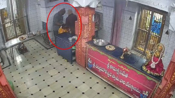 ఏపీలో భారీ ఆలయ చోరీ.. అర్ధరాత్రి చొరబడి కోట్లాది రూపాయల విగ్రహాలు మాయం!