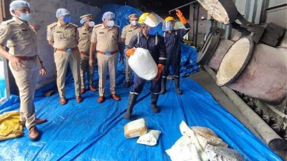 కోట్ల విలువైన మత్తు… ఒక్క క్షణంలో బూడిద! సైబరాబాద్ పోలీసుల బిగ్ ఆపరేషన్