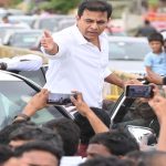 అక్కడ రైతులు నాట్లు వేయలేకపోతుంటే.. ఇక్కడ నీటిని వృథా చేస్తారా? కాంగ్రెస్ ప్రభుత్వంపై కేటీఆర్ ఫైర్