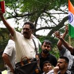 ప్రభుత్వాన్ని మోకరిల్లేలా చేశారంటూ సంచలన ట్వీట్ చేసిన ప్రకాష్ రాజ్!