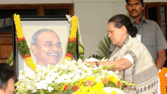 సోనియాను మోసం చేసిన‌ రెండు తెలుగు రాష్ట్రాలు! ఆమె సిద్దాంతాలు ..రాజ‌కీయాలను చూడ‌లేదు..!
