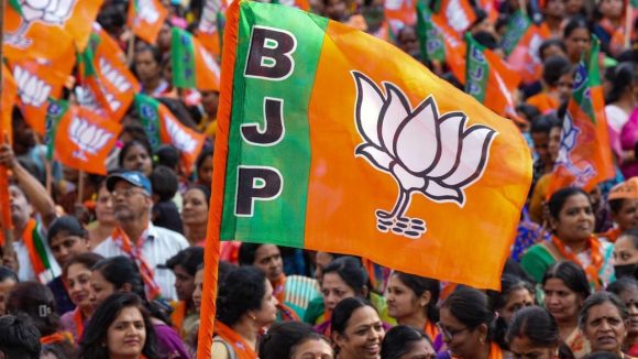 బీజేపీ బొట్టు రాజకీయాలు! ప్రధాన ప్రతిపక్ష పాత్ర ఇదేనా!?