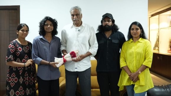 ‘అబద్ధమేవ జయతే’ పాటను విడుదల చేసిన దర్శక-నిర్మాత తమ్మారెడ్డి భరద్వాజ..