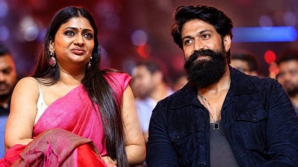 అందరి చూపు ఆమె వైపే.. గీతూ గట్టెక్కుతారా? ‘టాక్సిక్’తో ఆ జాబితాలోకి చేరతారా?