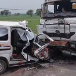ధార్ జిల్లాలో ఘోర రోడ్డు ప్రమాదం.. లారీని ఢీకొన్న కారు.. ఆరుగురు మృతి
