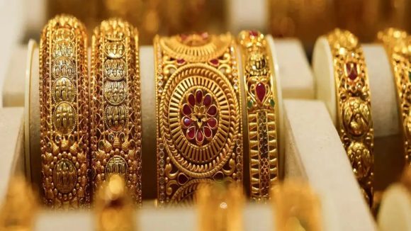 బంగారం ధరలు మాటేంటి..? మార్కెట్లో తులం గోల్డ్ ఎంత ఉందంటే..
