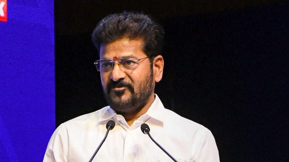 సీఎం రేవంత్ అమెరికా టూర్ ఇష్యూ.. కేంద్రం ద్వంద్వ వైఖరిపై ఐఓసీ అమెరికా ఆగ్రహం