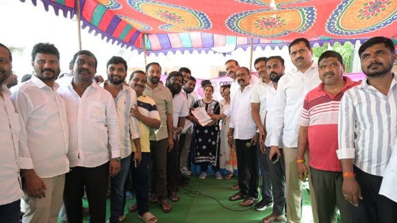 మేడ్చల్‌లో కార్పొరేషన్ పేరిట ఘోరం.. కమిషనర్ ముందే గళమెత్తిన జనం!
