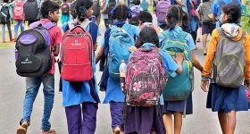 హర్మూజ్‌ జలసంధిలో యుద్ధమేఘాలు.. రాకెట్ల సాయంతో సముద్రంలోకి సీమైన్స్‌, పేల్చిన అమెరికా