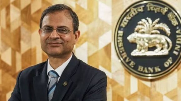 వడ్డీ రేట్లపై ఆర్బీఐ గవర్నర్ సంజయ్ మల్హోత్రా కీలక ప్రకటన, లోన్లు తీసుకునేవారికి రిలీఫ్