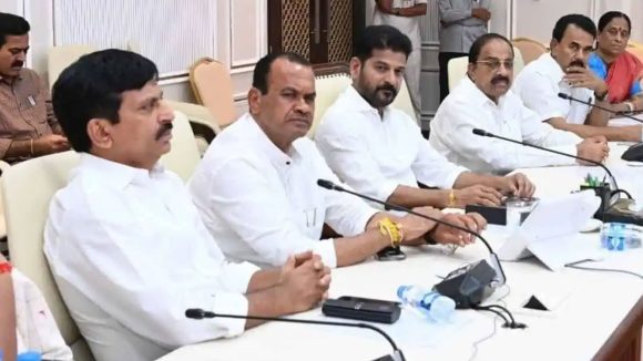 కొండా సురేఖ ఎపిసోడ్‌తో వేడెక్కిన రాజకీయాలు.. రేవంత్ కేబినెట్ పునర్ వ్యస్థీకరణ,  ముగ్గురిపై వేటు?