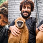కోతి తెచ్చిన తంటా.. చిక్కుల్లో పడ్డ హీరో విక్రమ్?
