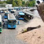ప్రయాణికుడిపై ఓ కండక్టర్ ప్రతాపం.. మండిపడిన నెటిజన్స్, కండక్టర్ సస్పెండ్
