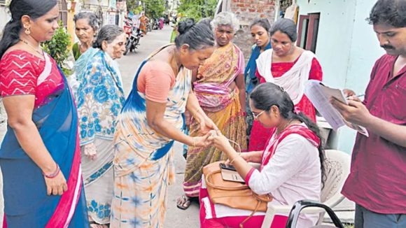 ఏపీలో పింఛన్‌దారులకు బిగ్ అలర్ట్..  కేంద్రం వాటా బ్యాంక్ ఖాతాలోకి, ఒకసారి చెక్ చేసుకోండి?