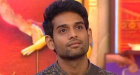 అలెక్సా స్పీకర్‌పై పర్పుల్ లైట్ దేనికి సంకేతం? ఇలా రాగానే ఏం చేయాలో తెలుసా?