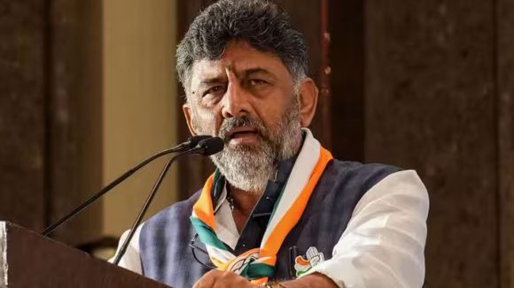 సీఎం డీకే శివకుమార్ సంచలన వ్యాఖ్యలు.. వేడెక్కిన కర్ణాటక రాజకీయాలు, పార్టీల్లో చర్చ