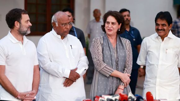 కాంగ్రెస్ పార్టీలో కీలక మార్పులు.. ఆరు రాష్ట్రాలకు ఏఐసీసీ కొత్త నేతలు, ఏపీకి పివి మోహన్‌