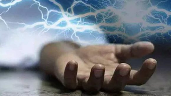 ఎన్టీఆర్ జిల్లాలో ఘోరం.. పొలంలో కరెంట్ షాక్‌తో ఇద్దరు దుర్మరణం!