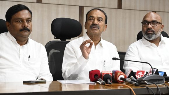 రాహుల్ కాదు కదా.. ఆయన జేజమ్మ వచ్చినా మోడీని ఏమీ చేయలేరు: ఈటల రాజేందర్