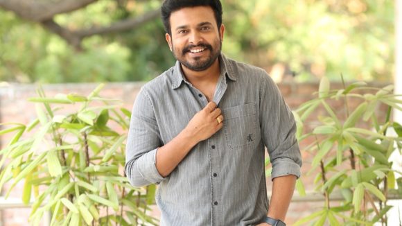 గెటప్ శ్రీను రెమ్యూనరేషన్ ఎంతో తెలుసా? హీరోలను మించిపోయాడుగా?
