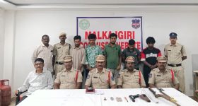 జైల్లో ప్రజ్వల్ రేవణ్ణ లీలలు.. ఫోన్ ఓపెన్ చేసి చూసిన అధికారులకు మైండ్ బ్లాక్!