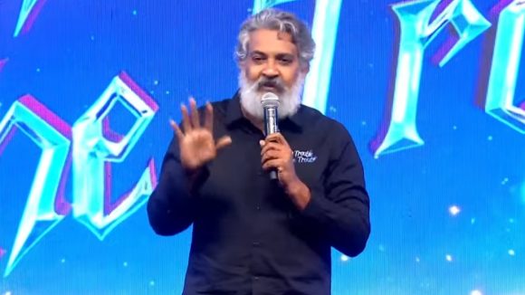 డ్రాగన్ కోసం వెయిటింగ్.. ఎన్టీఆర్ సినిమా పై జక్కన్న కామెంట్స్!