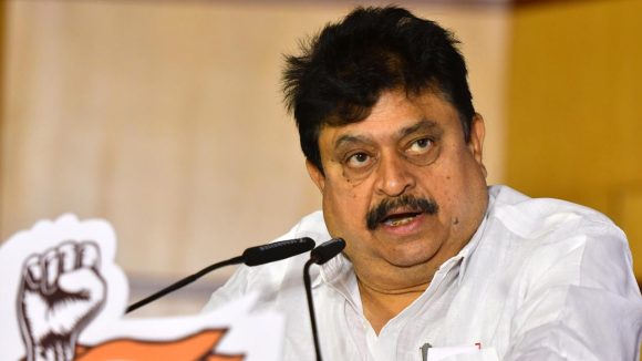 హుస్సేన్ సాగర్‌లోనే నిమజ్జనం జరపాలి.. కాంగ్రెస్, BRSల మధ్య క్విడ్ ప్రో కో ఉందా?- రాంచందర్‌రావు