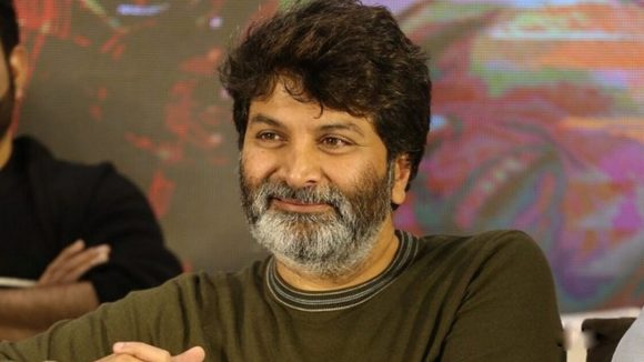 త్రివిక్రమ్ గడ్డం వెనుక సీక్రెట్ ఇదేనా? ఇన్ని సమస్యలు ఉన్నాయా?
