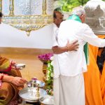 తాతయ్యకు అదిరిపోయే కానుక ఇచ్చిన ఉపాసన.. వెల్లువిరిసిన ఆధ్యాత్మికత!