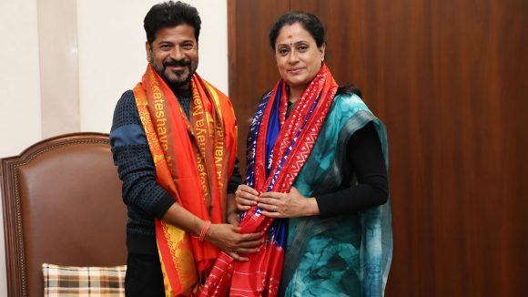రేవంత్‌ కేబినెట్‌లోకి మరో ఫైర్‌బ్రాండ్.. హైకమాండ్‌తో విజయశాంతి మంతనాలు, ఆ శాఖ కోసం పట్టు