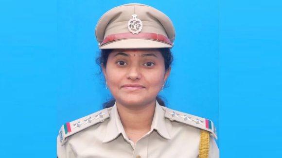 మేడ్చల్‌లో అక్రమ మద్యం మాఫియాకు ఇక చెక్.. కొత్త సీఐగా దీపికా భాధ్యతలు!